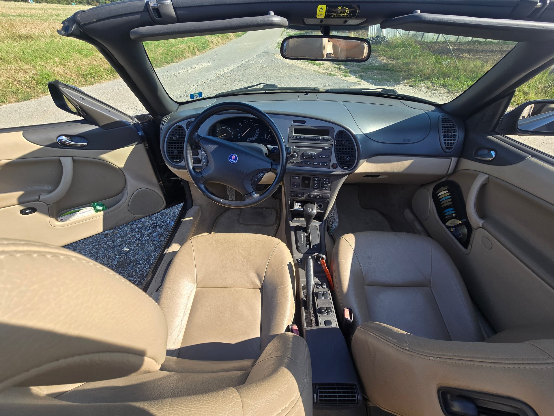 SAAB 9-3 2.0i-16 T SE-image-11