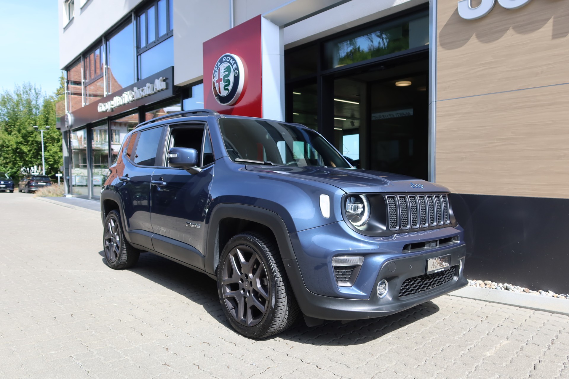 JEEP Renegade 1.3 PHEV S 240ps AWD-image-1