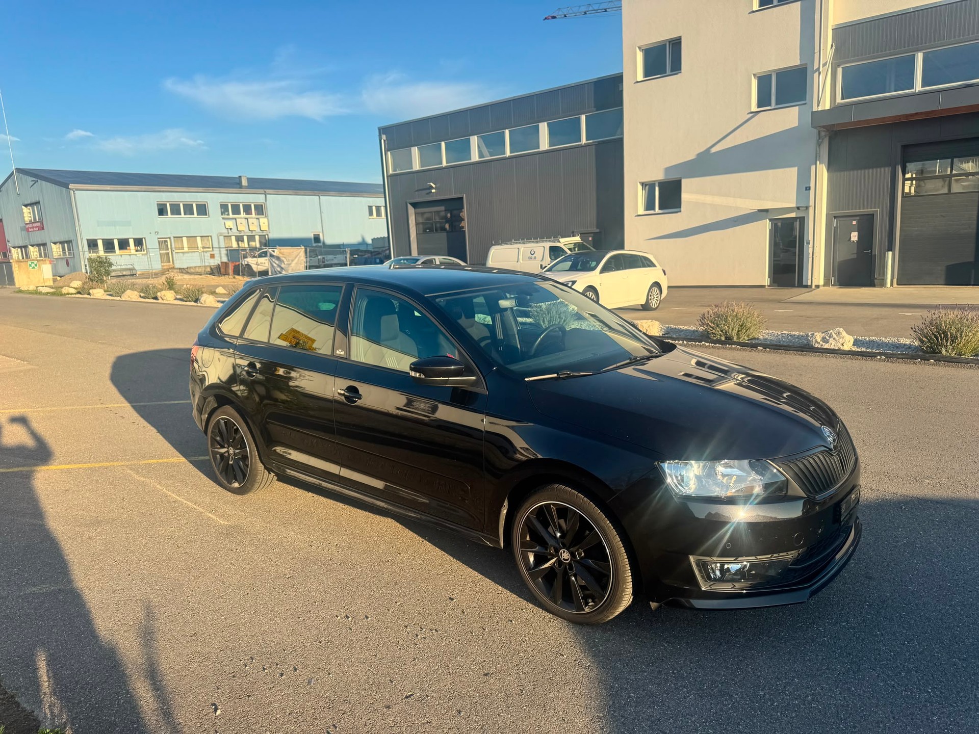 SKODA Rapid Spaceback 1.4 TSI Monte Carlo DSG-image-5