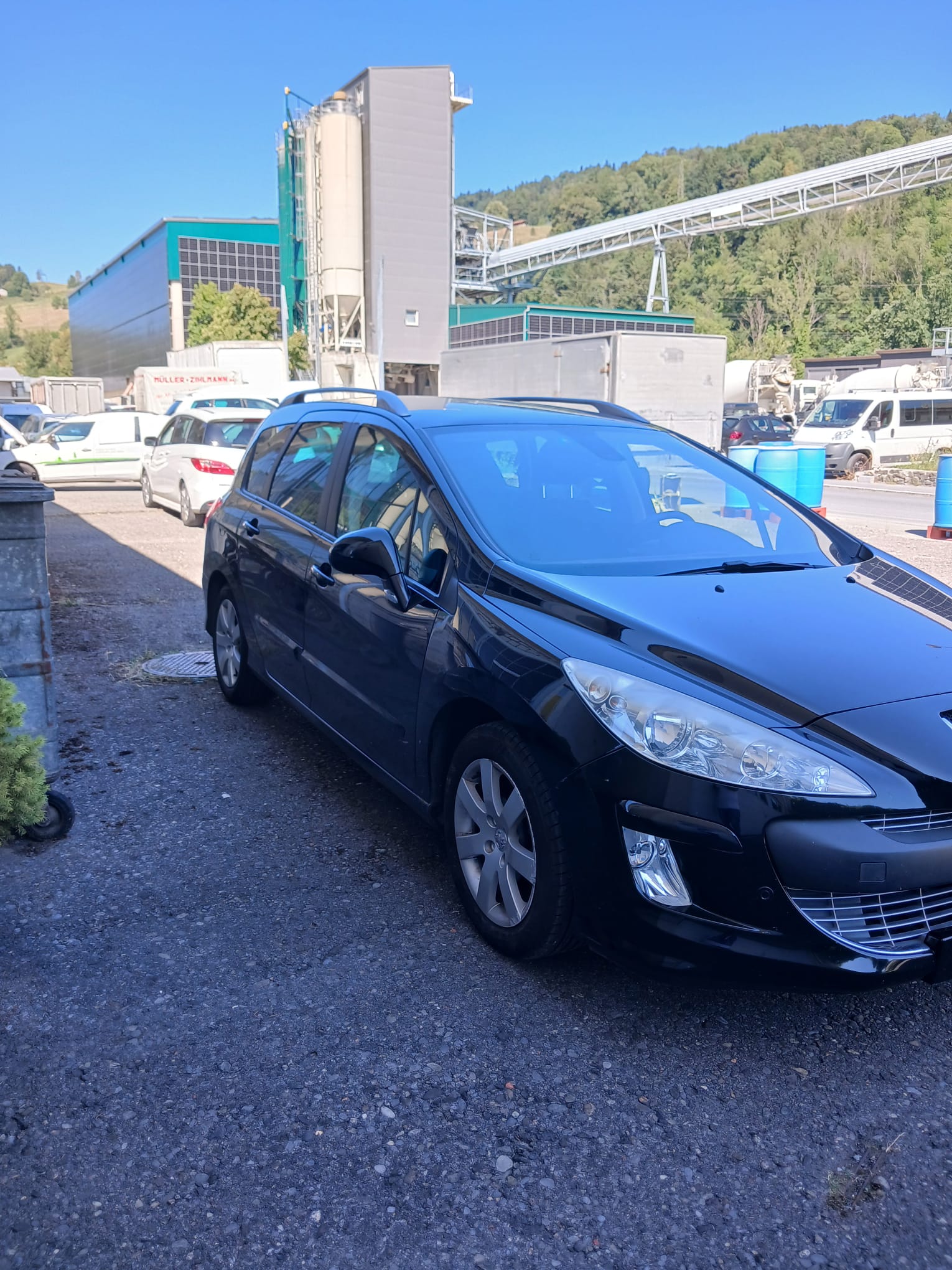 PEUGEOT 308 SW 2.0 HDI Sport Pack Automatic-image-1