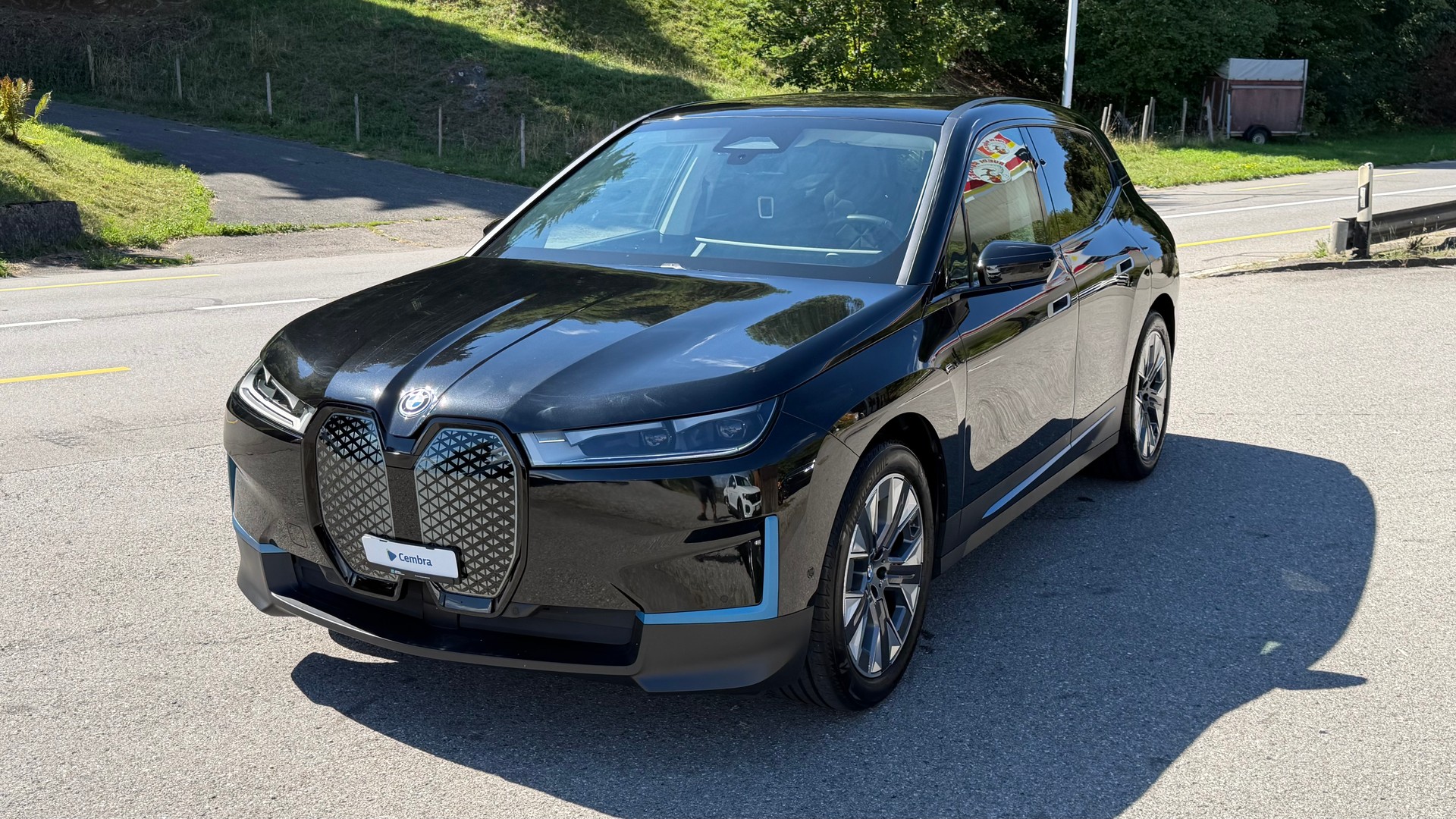 BMW iX xDrive40-image-0