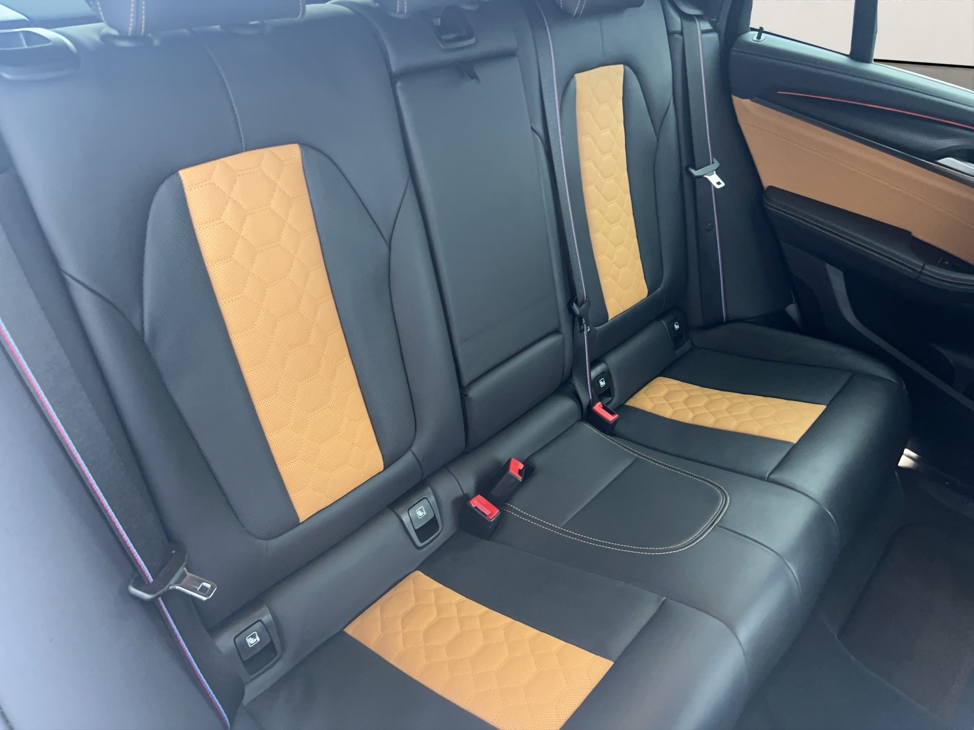 BMW X4M xDrive-image-19