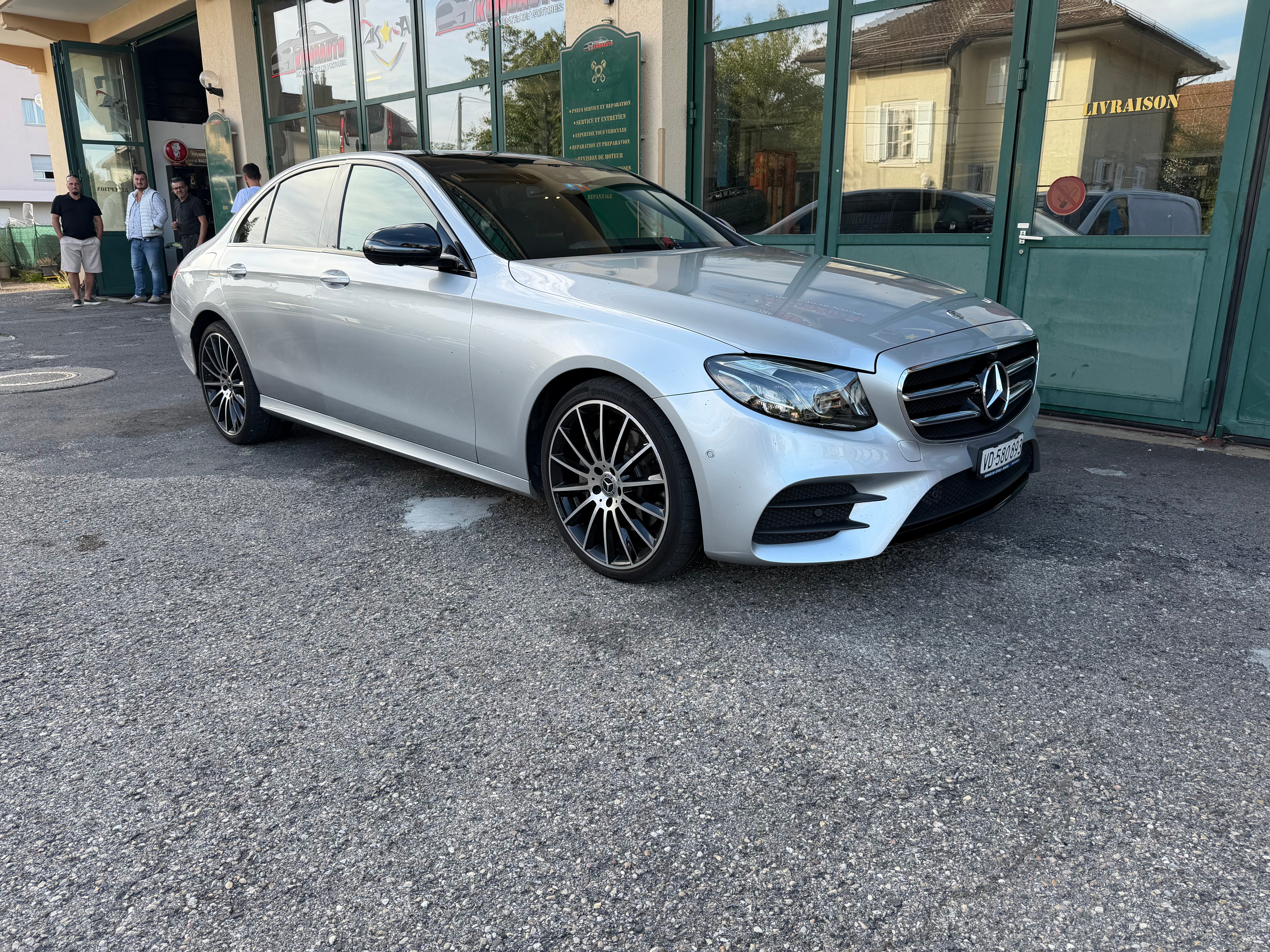 Car photo