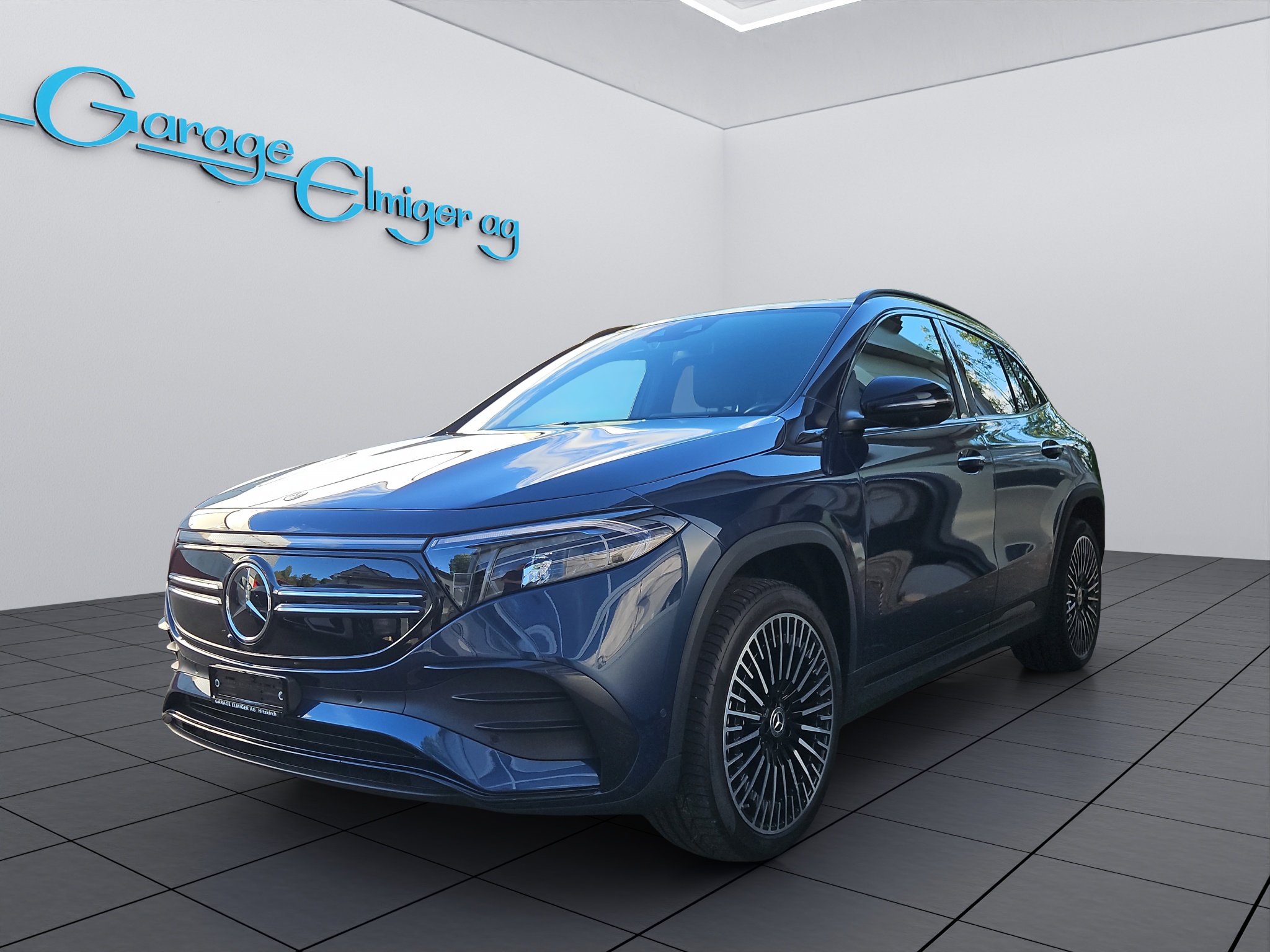 MERCEDES-BENZ EQA 350 AMG Line 4Matic — slika 1