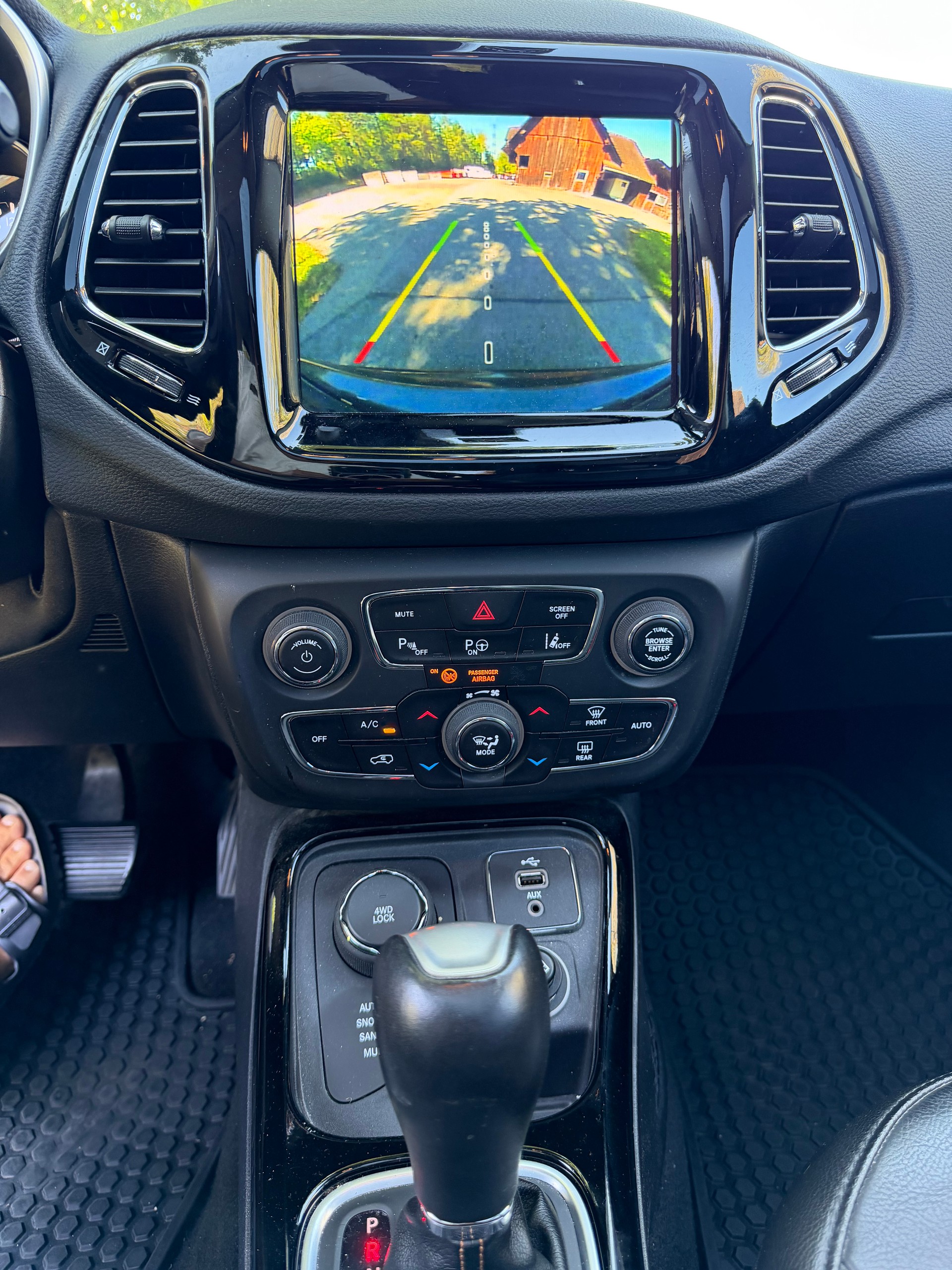 JEEP Compass 1.4 Turbo Limited AWD 9ATX-image-7