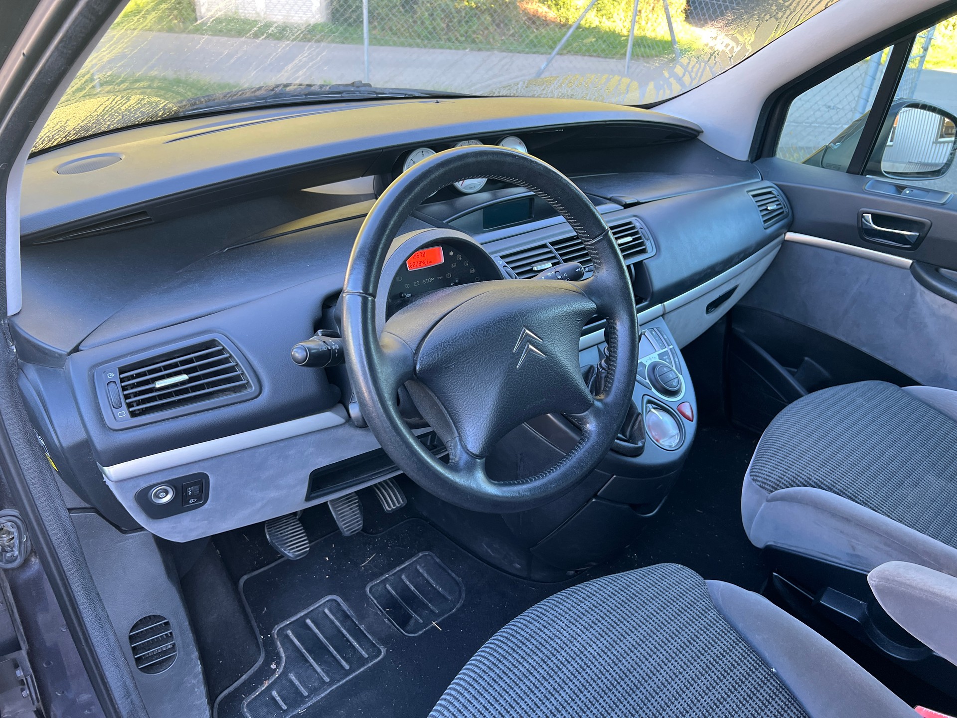 CITROEN C8 2.0 16V HDi Séduction-image-9