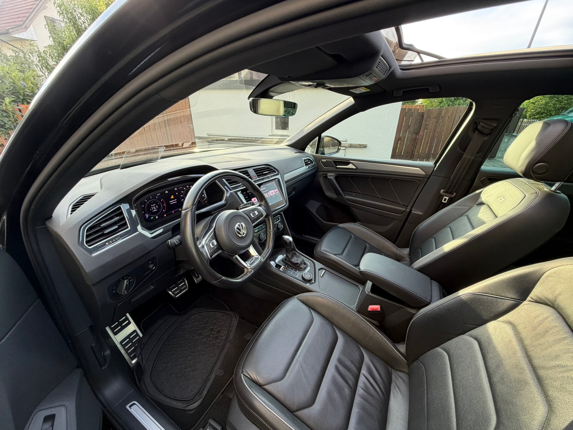 VW 2.0 TSI Highline DSG-image-5