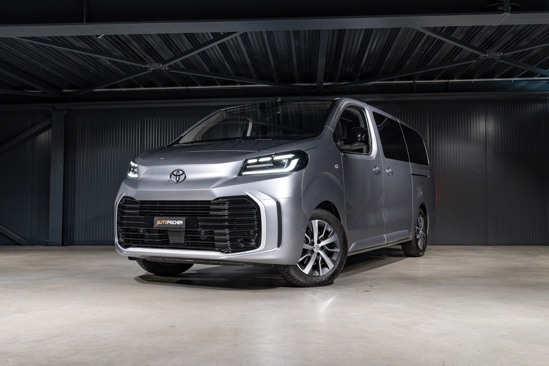 TOYOTA Proace Verso 2.0 D-4D Lounge Lang *VOLLLEDER*