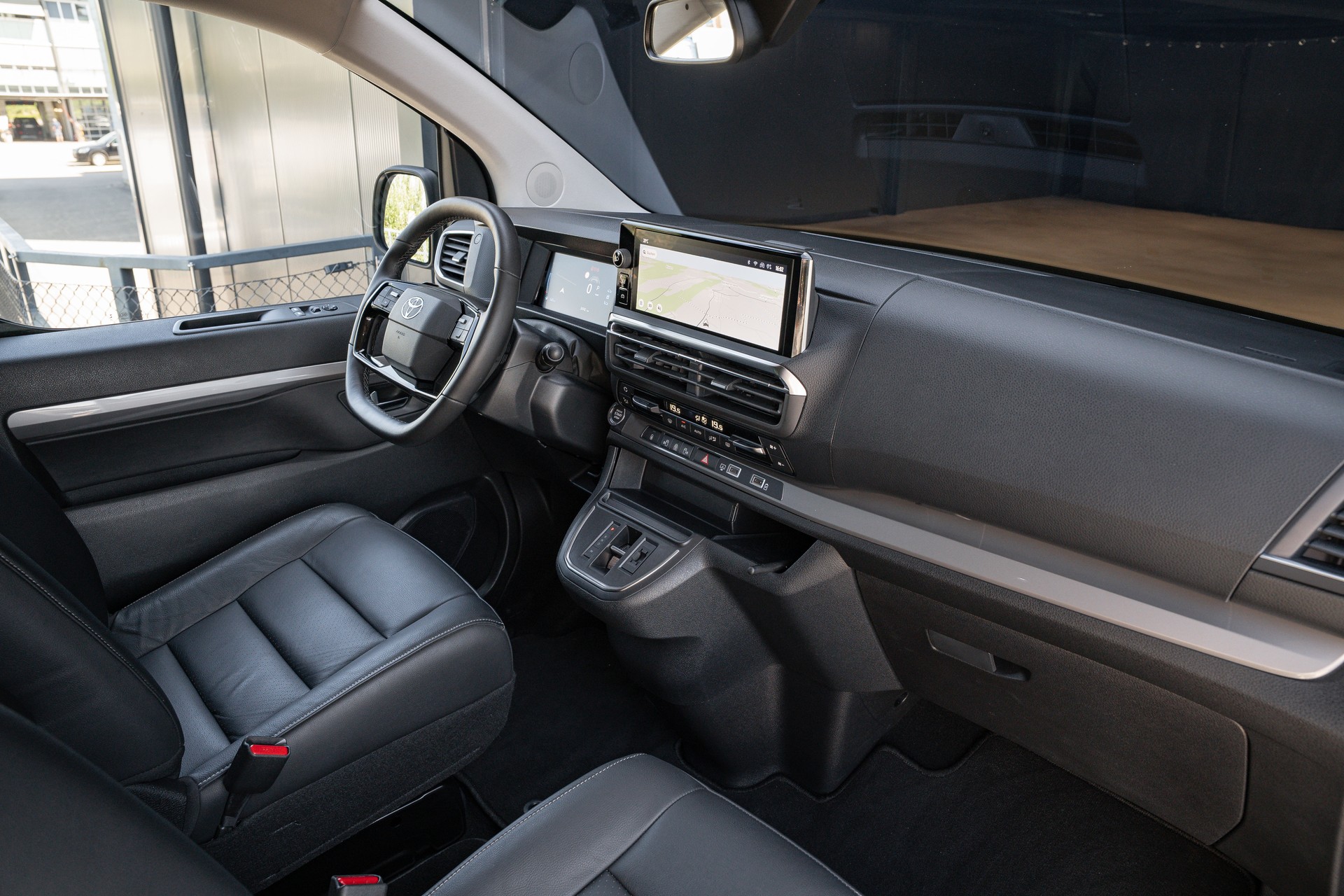 TOYOTA Proace Verso 2.0 D-4D Lounge Lang *VOLLLEDER*-image-14