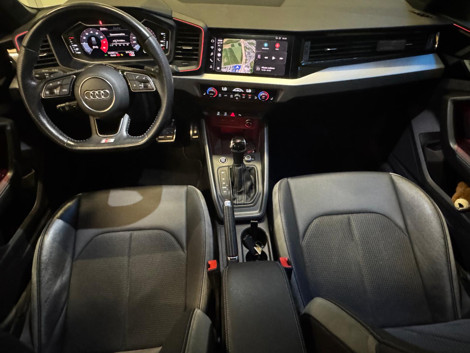 AUDI A1 Sportback 30 TFSI S Line Attraction S-tronic-image-13