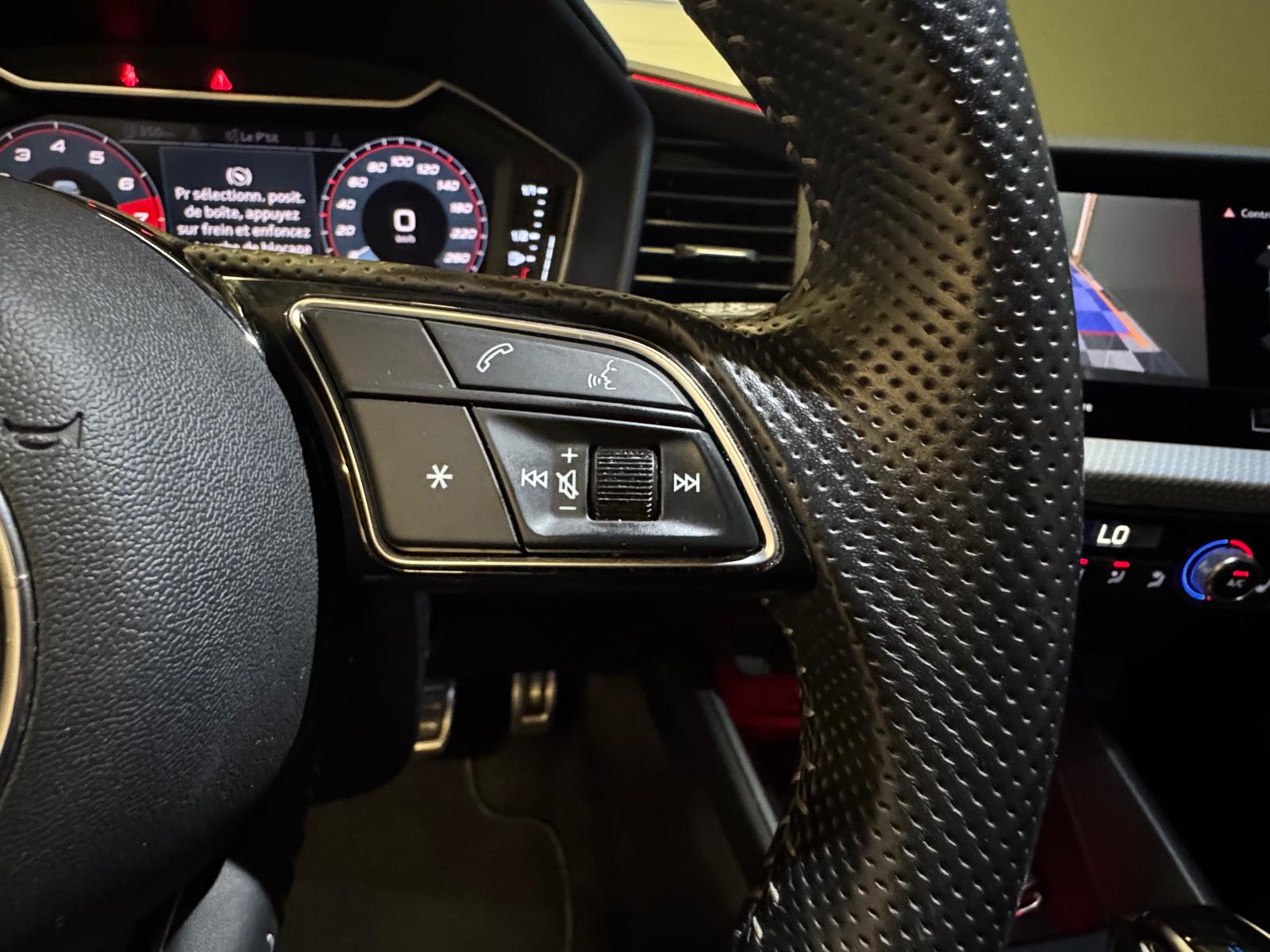 AUDI A1 Sportback 30 TFSI S Line Attraction S-tronic-image-18