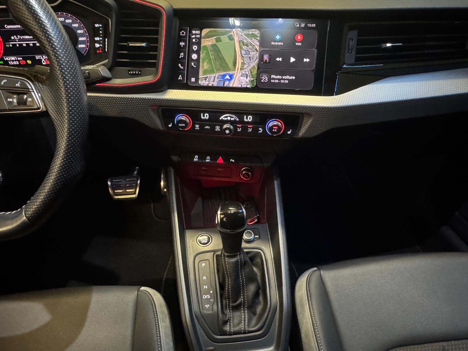AUDI A1 Sportback 30 TFSI S Line Attraction S-tronic-image-14