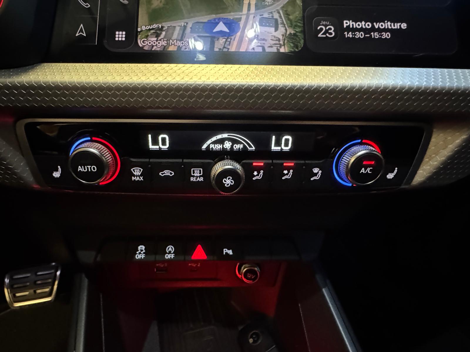 AUDI A1 Sportback 30 TFSI S Line Attraction S-tronic-image-22