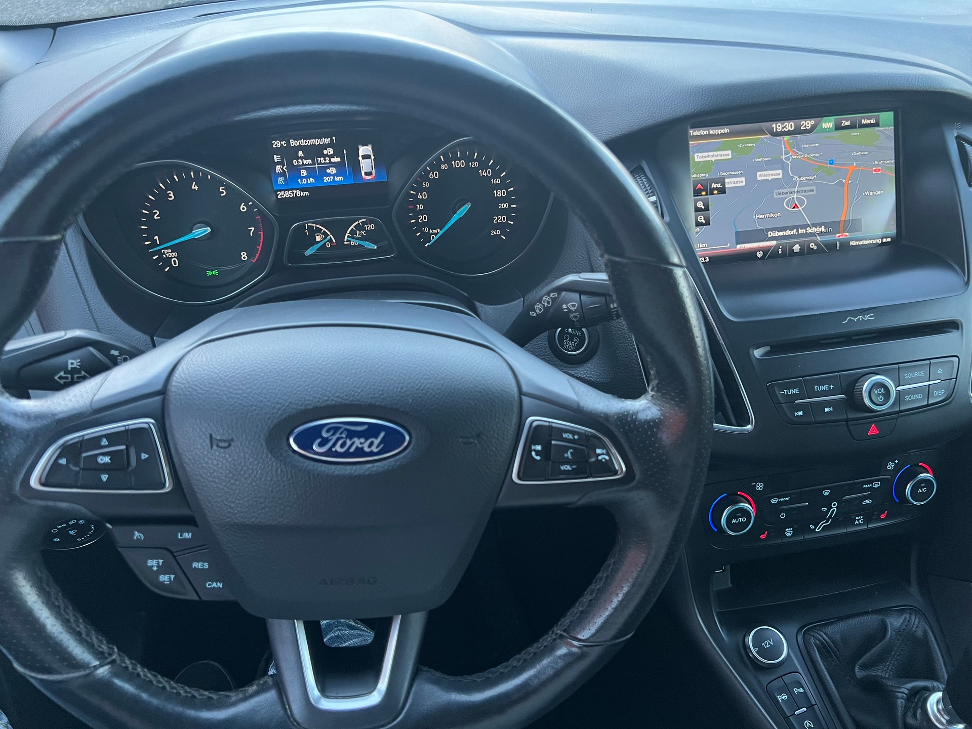 FORD Focus 1.5 SCTi ST Line 182 PS. AB MFK-image-4