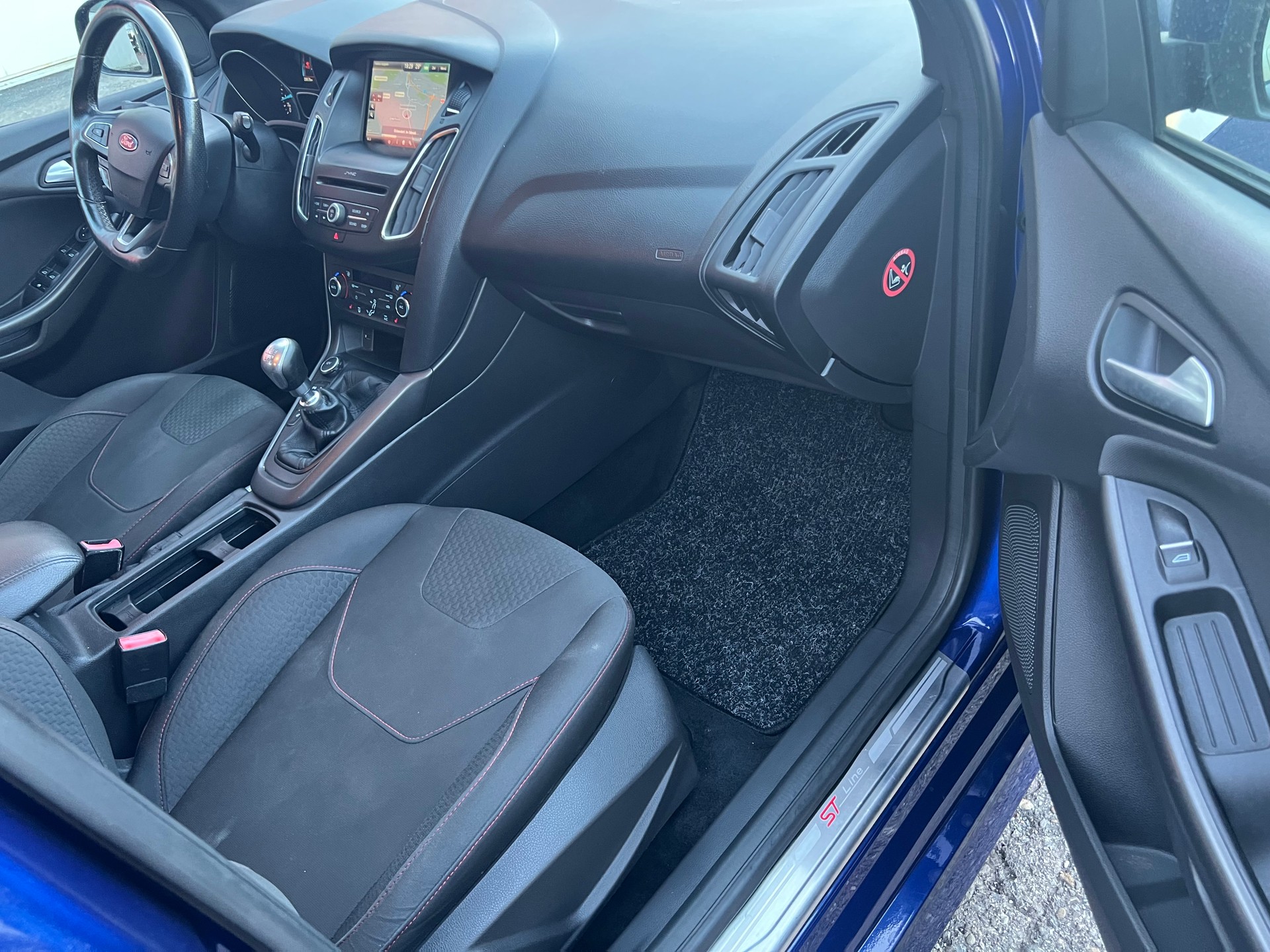 FORD Focus 1.5 SCTi ST Line 182 PS. AB MFK-image-10