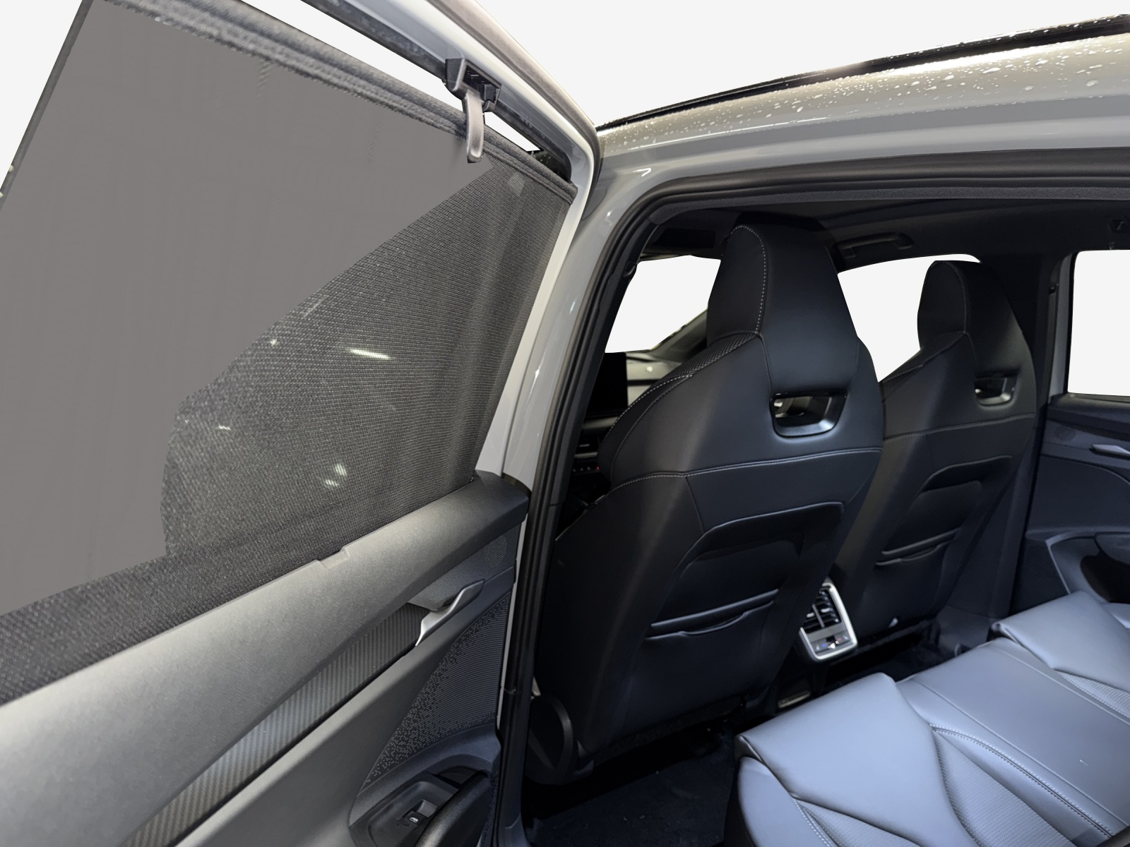 SKODA Enyaq 4x4 RS-image-15