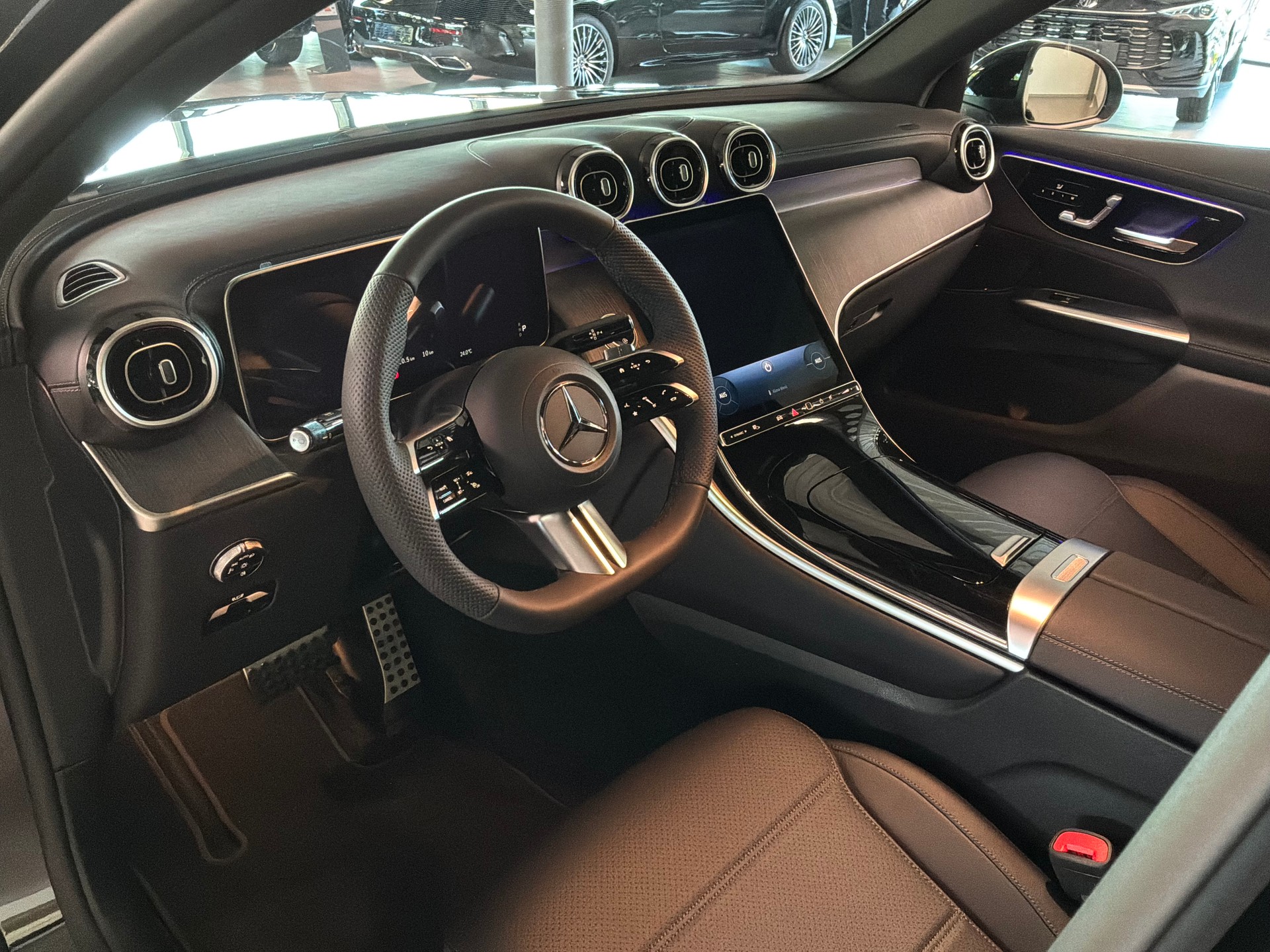MERCEDES-BENZ GLC Coupé 220 d 4Matic 9G-Tronic-image-9