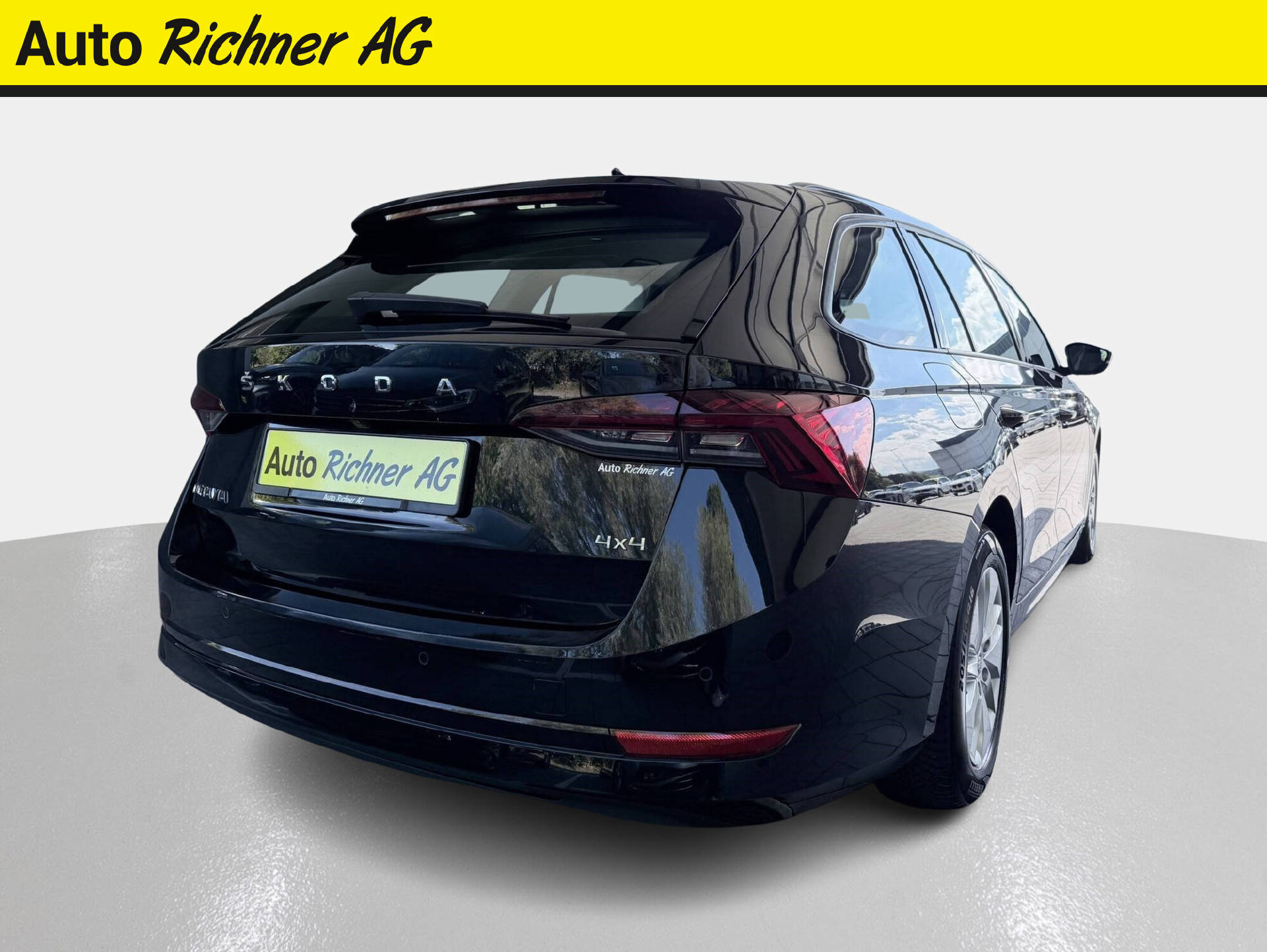 SKODA Octavia Combi 2.0 TDI Ambition 4x4 DSG-image-3