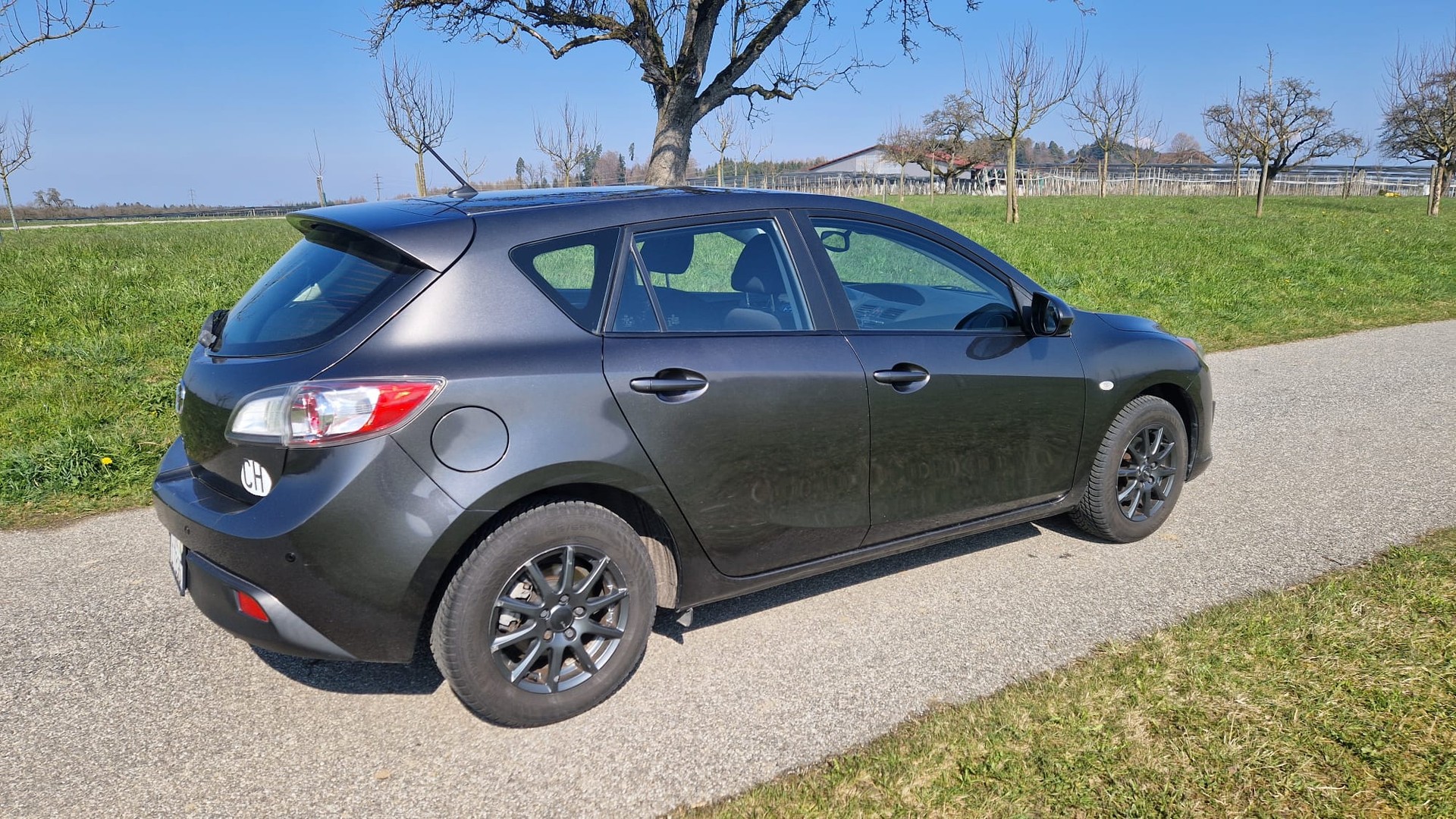 MAZDA 1.6 Exclusive-image-1
