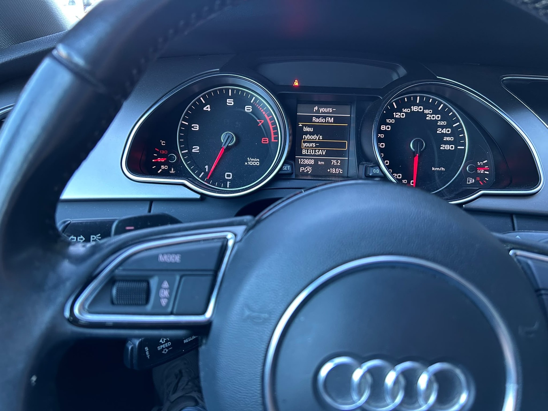 AUDI A5 Coupé 2.0 TFSI quattro S-tronic-image-6