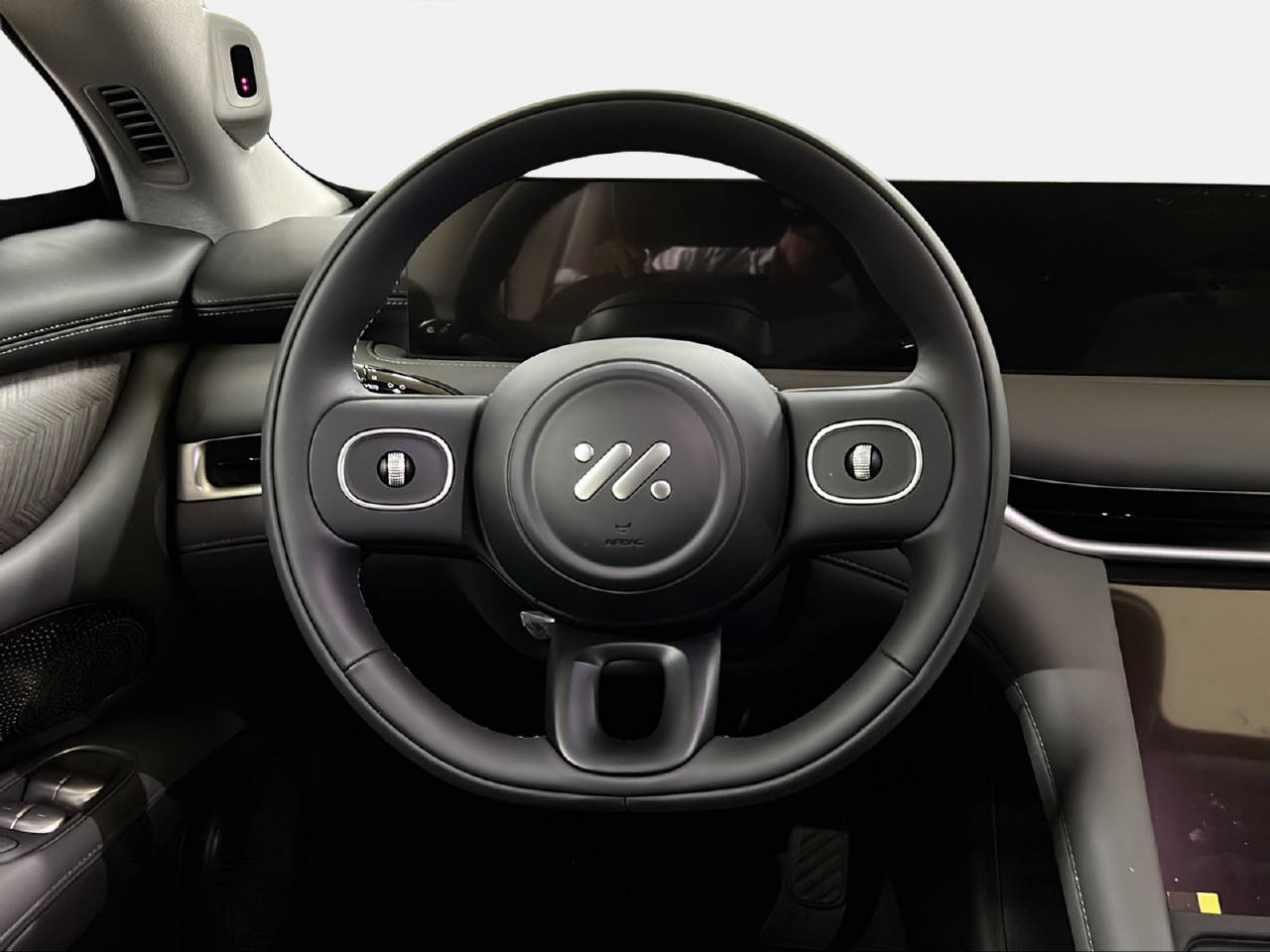 MG IM6 100 kWh Long Range-image-10
