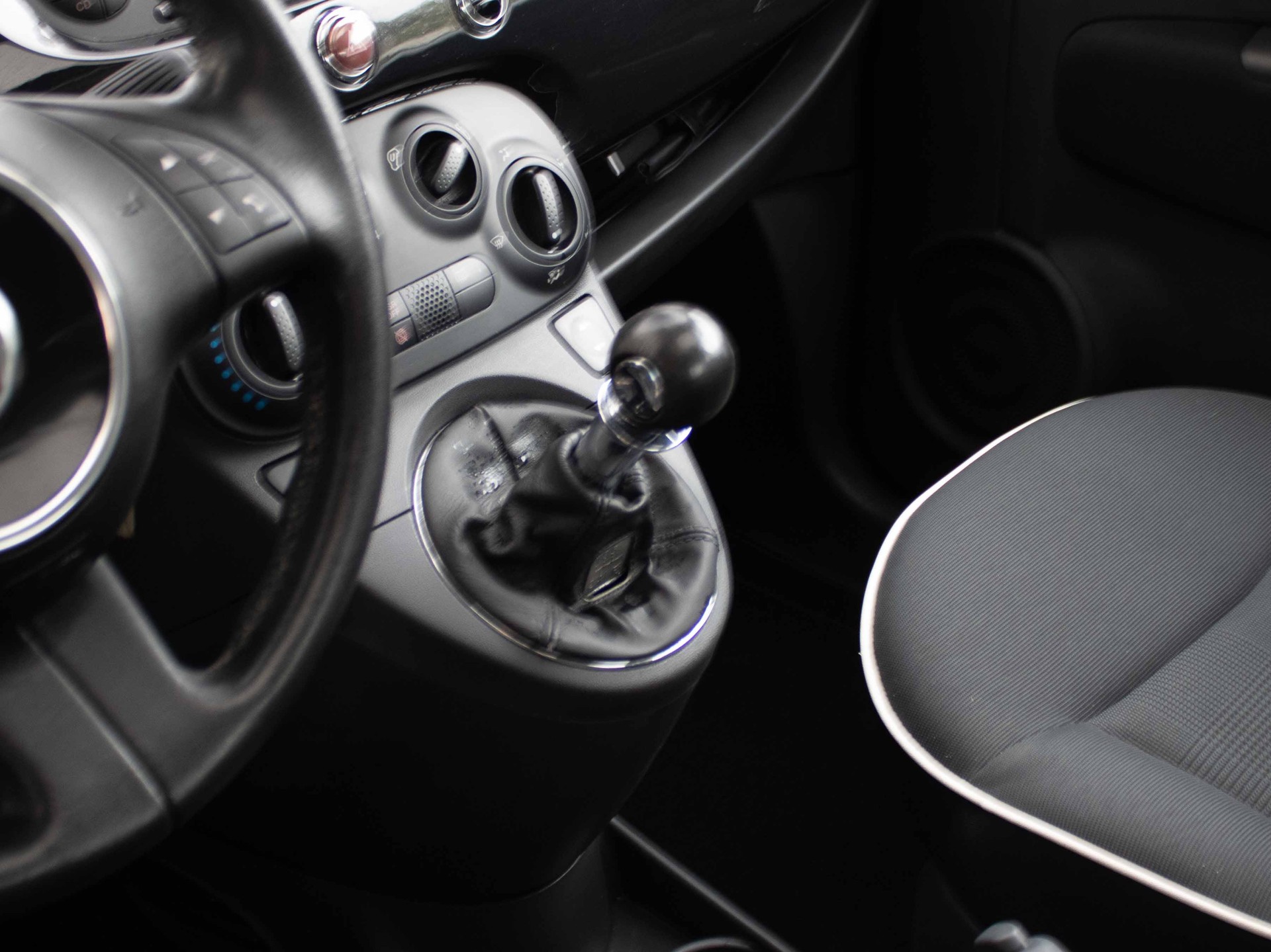 FIAT 500 0.9 Twinair Turbo Lounge-image-9