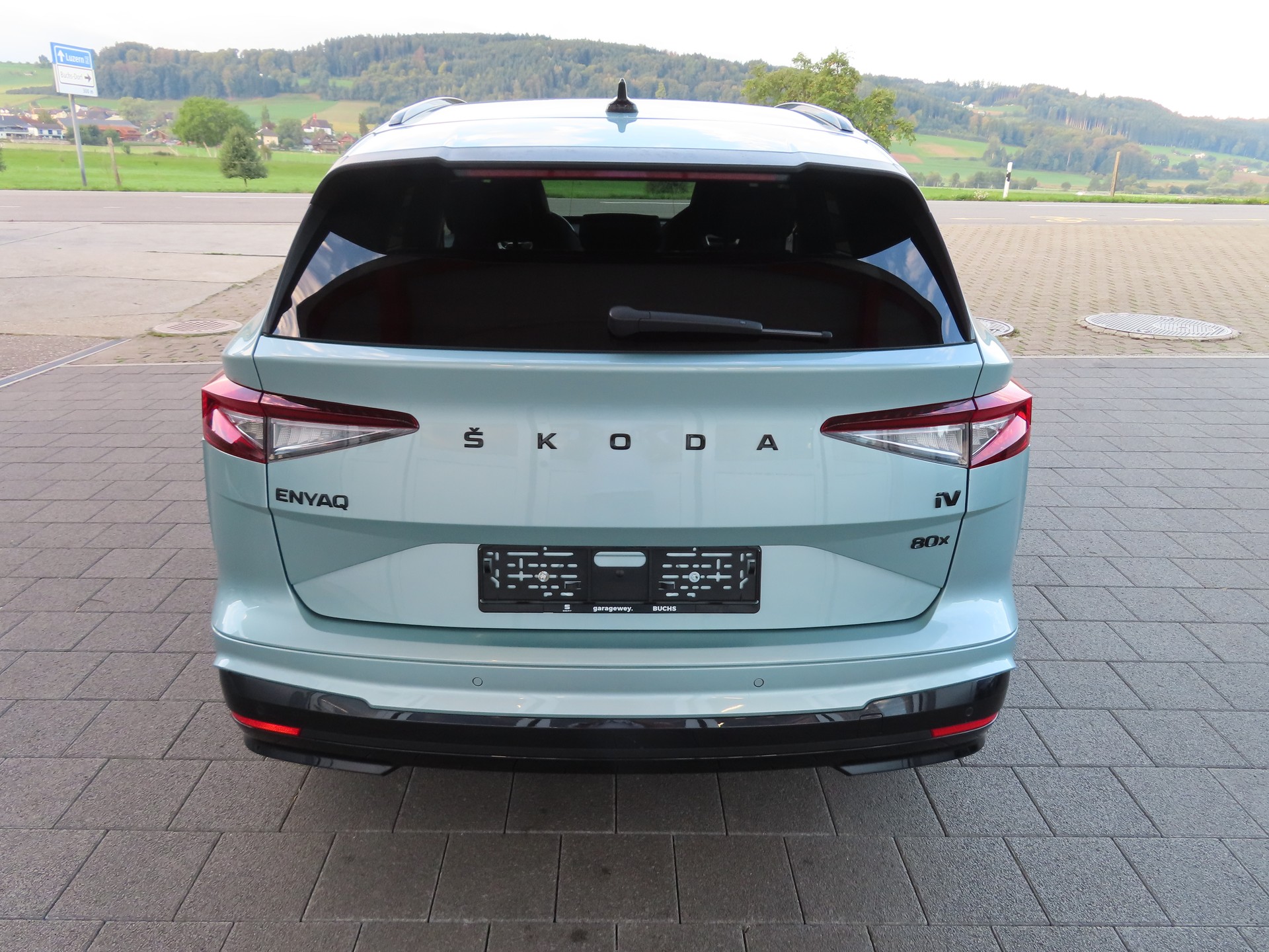 SKODA Enyaq iV 80x SportLine-image-5