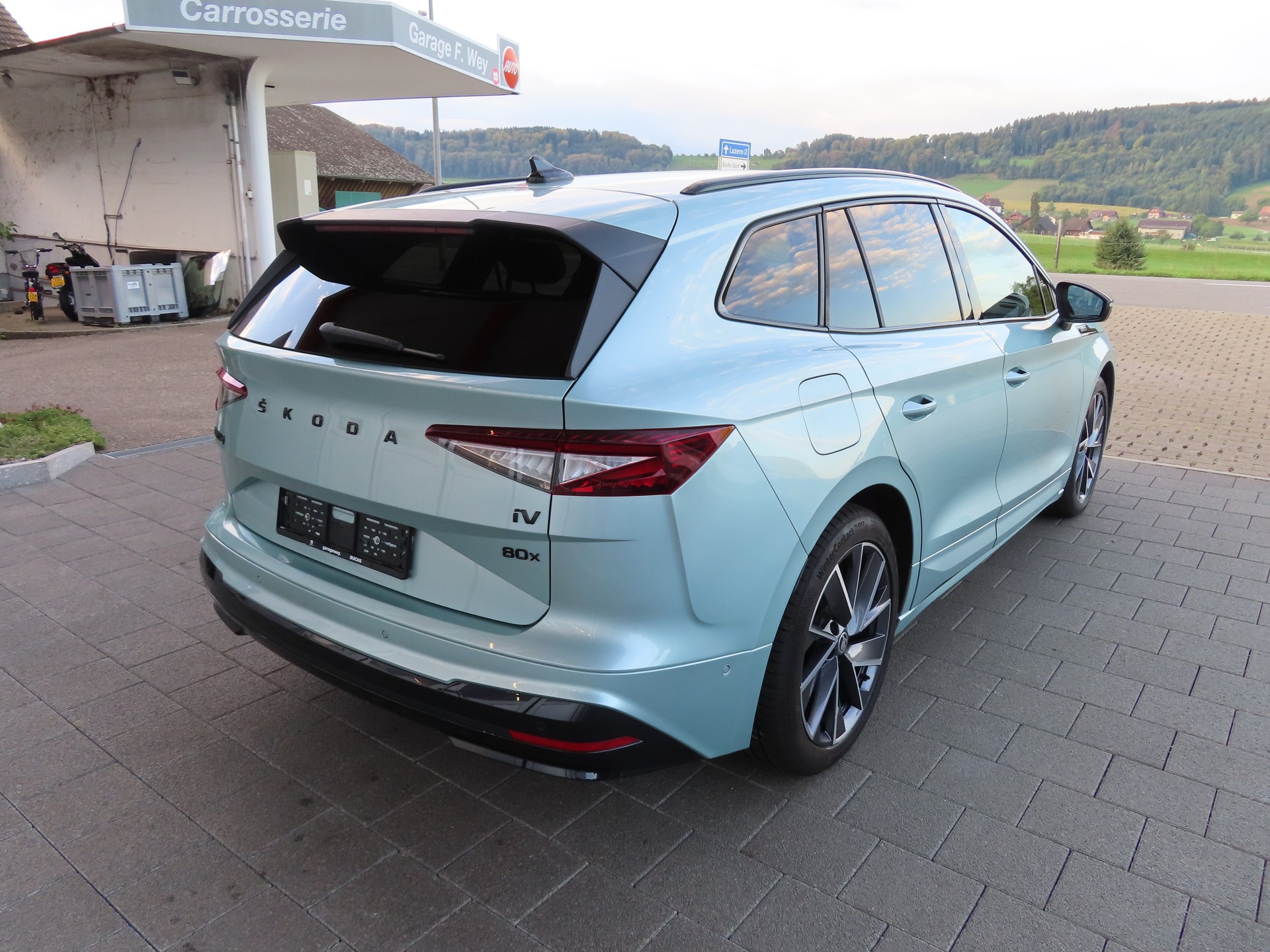 SKODA Enyaq iV 80x SportLine-image-3