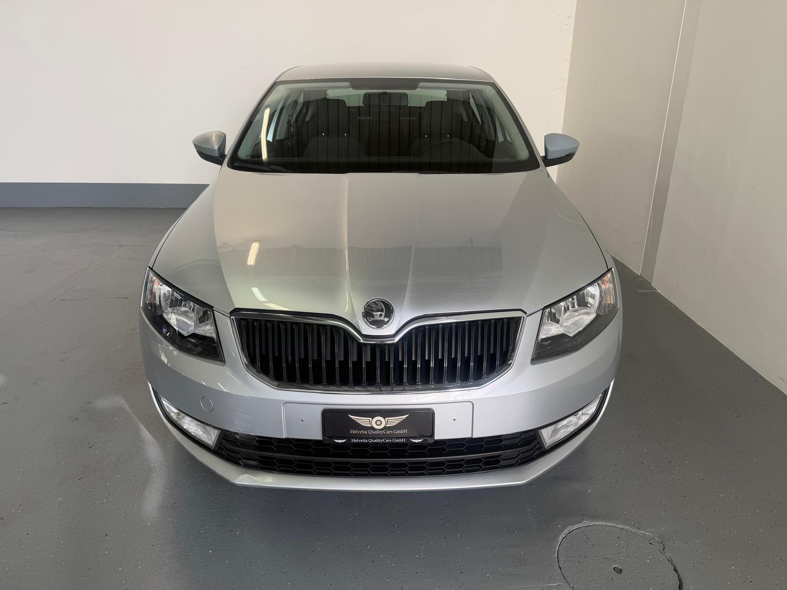 SKODA Octavia 1.4 TSI Ambition DSG-image-4