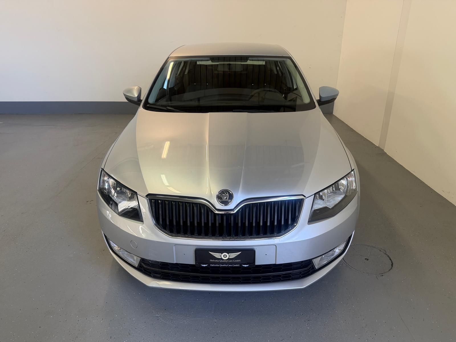 SKODA Octavia 1.4 TSI Ambition DSG-image-3
