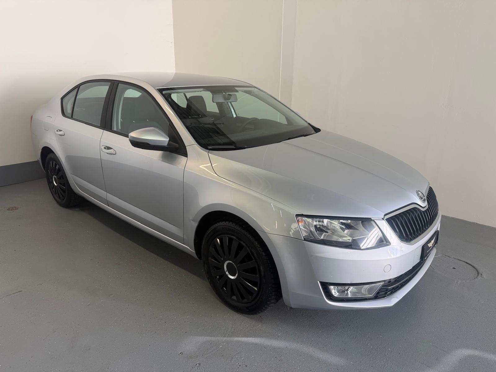 SKODA Octavia 1.4 TSI Ambition DSG-showroom-element-1