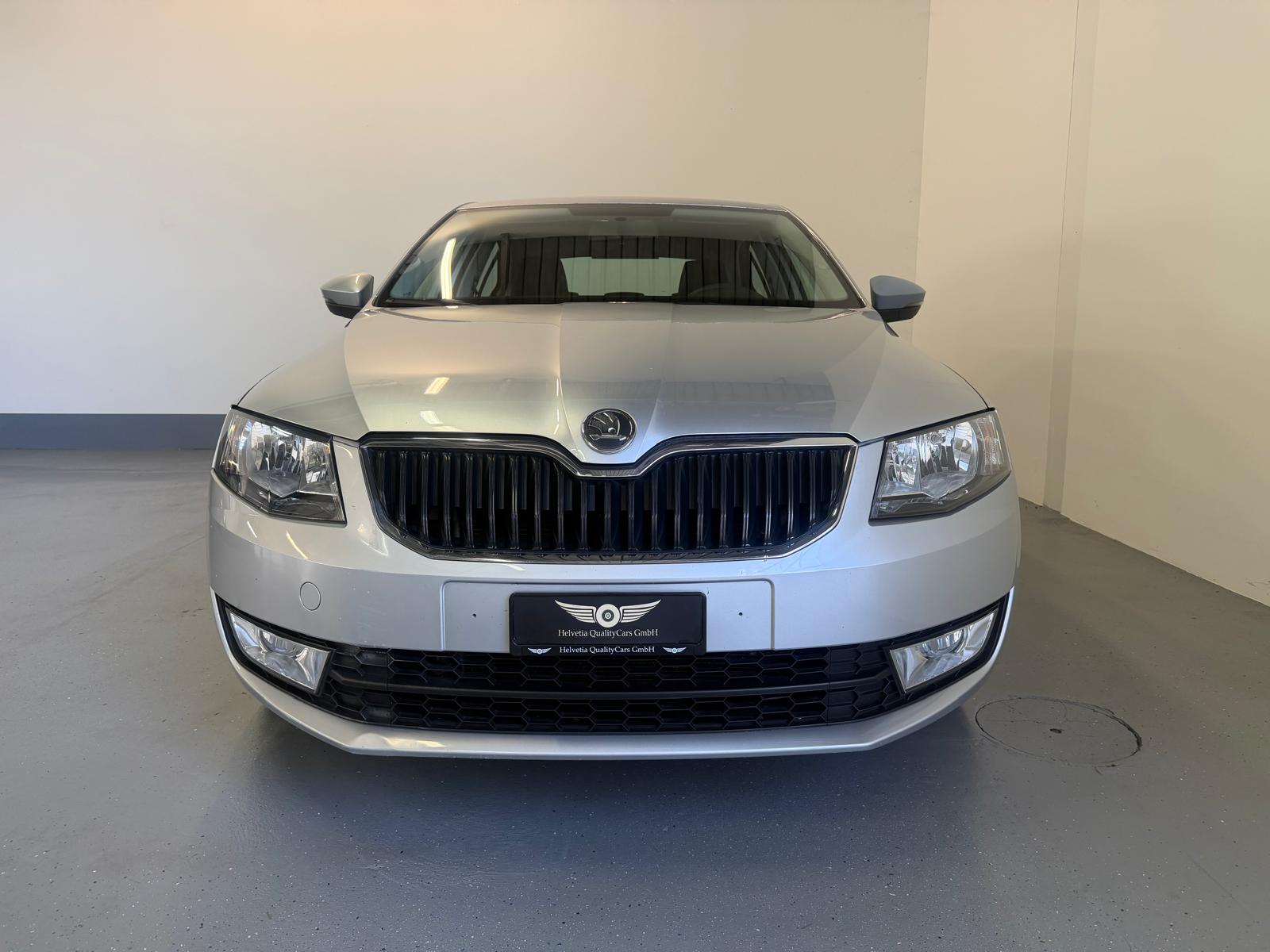 SKODA Octavia 1.4 TSI Ambition DSG-image-4