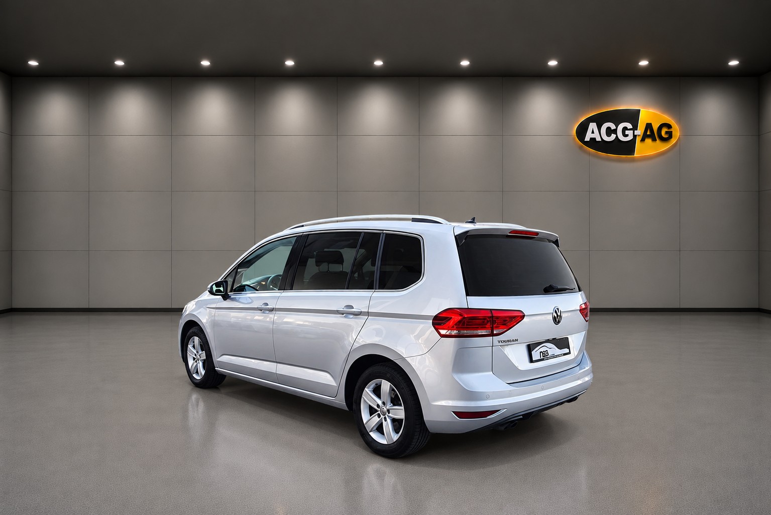 VW Touran 2.0 TDI BlueMotion Technology Highline DSG ** 7-Plätzer ** Gr-Navi ** RF-Kamera ** Abstandsregelsysteme ** Sitzheizung **-image-3