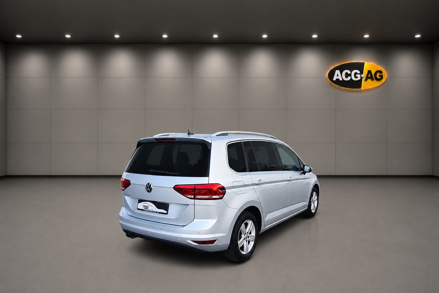 VW Touran 2.0 TDI BlueMotion Technology Highline DSG ** 7-Plätzer ** Gr-Navi ** RF-Kamera ** Abstandsregelsysteme ** Sitzheizung **-image-5