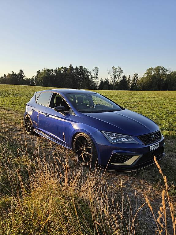 SEAT Leon 1.8 TSI FR Evolution DSG-image-0