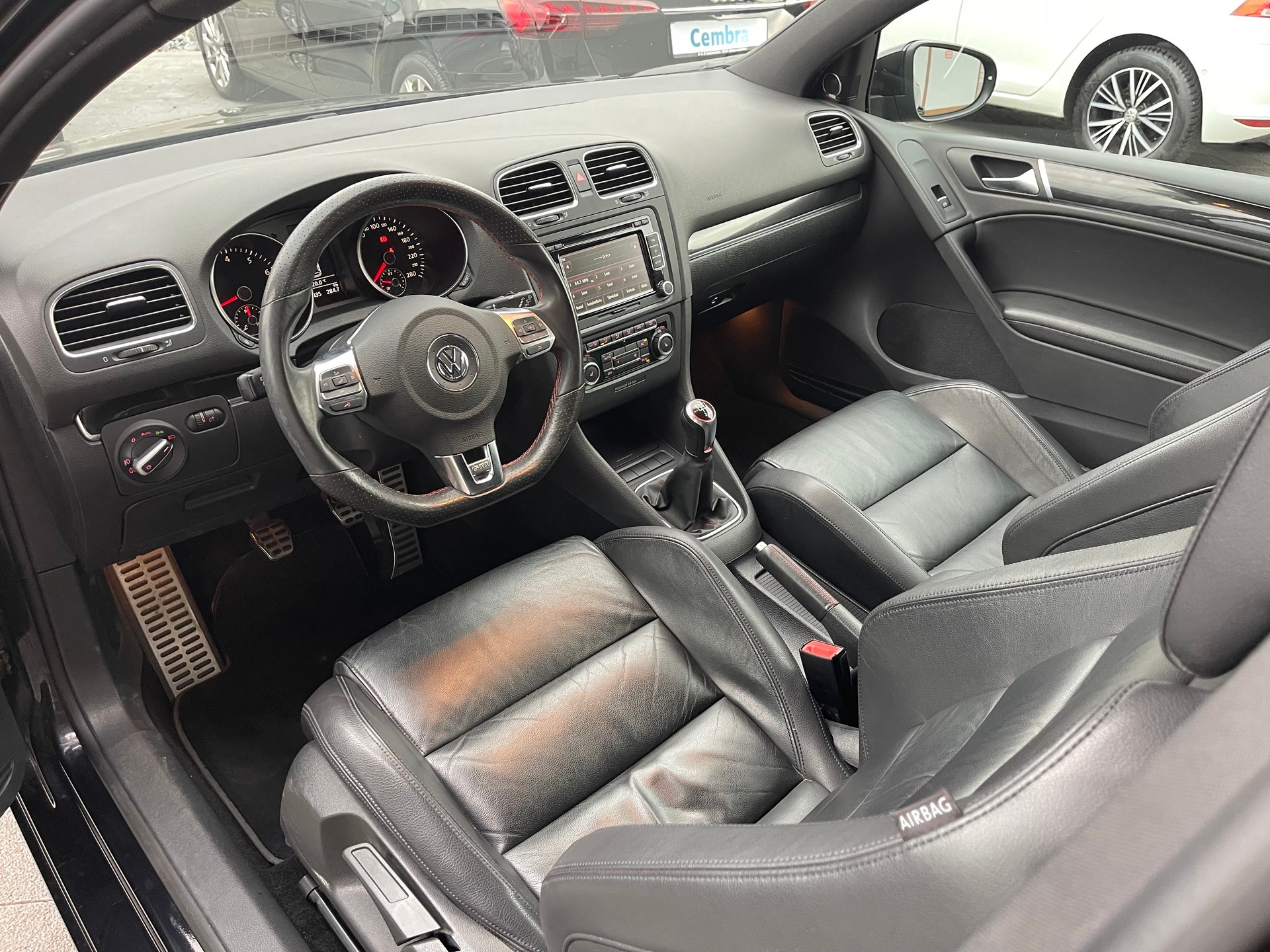 VW Golf 2.0 TSI GTI-image-9