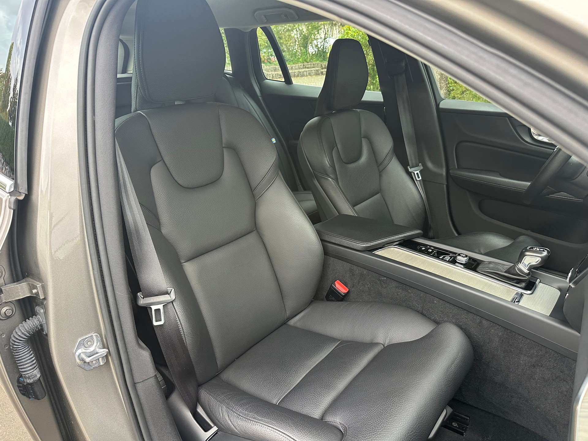 VOLVO 2.0 T5 Inscription-image-7