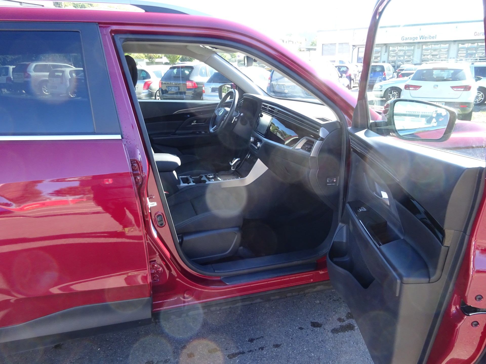 KGM-SsangYong Korando 1.5 T GDI Quartz 4WD Automat-image-3