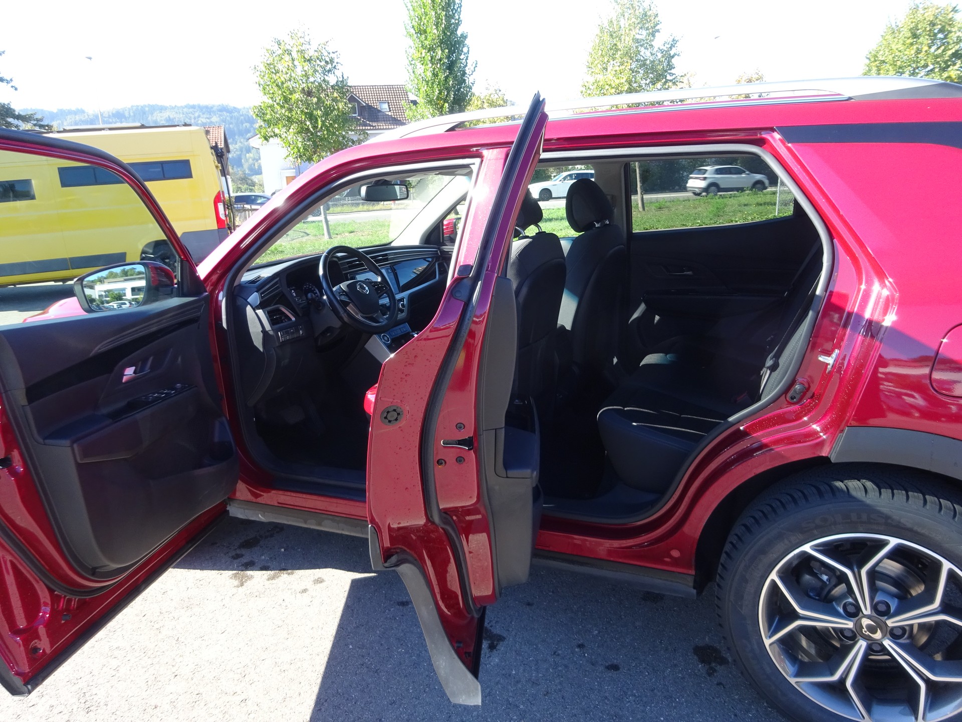 KGM-SsangYong Korando 1.5 T GDI Quartz 4WD Automat-image-8