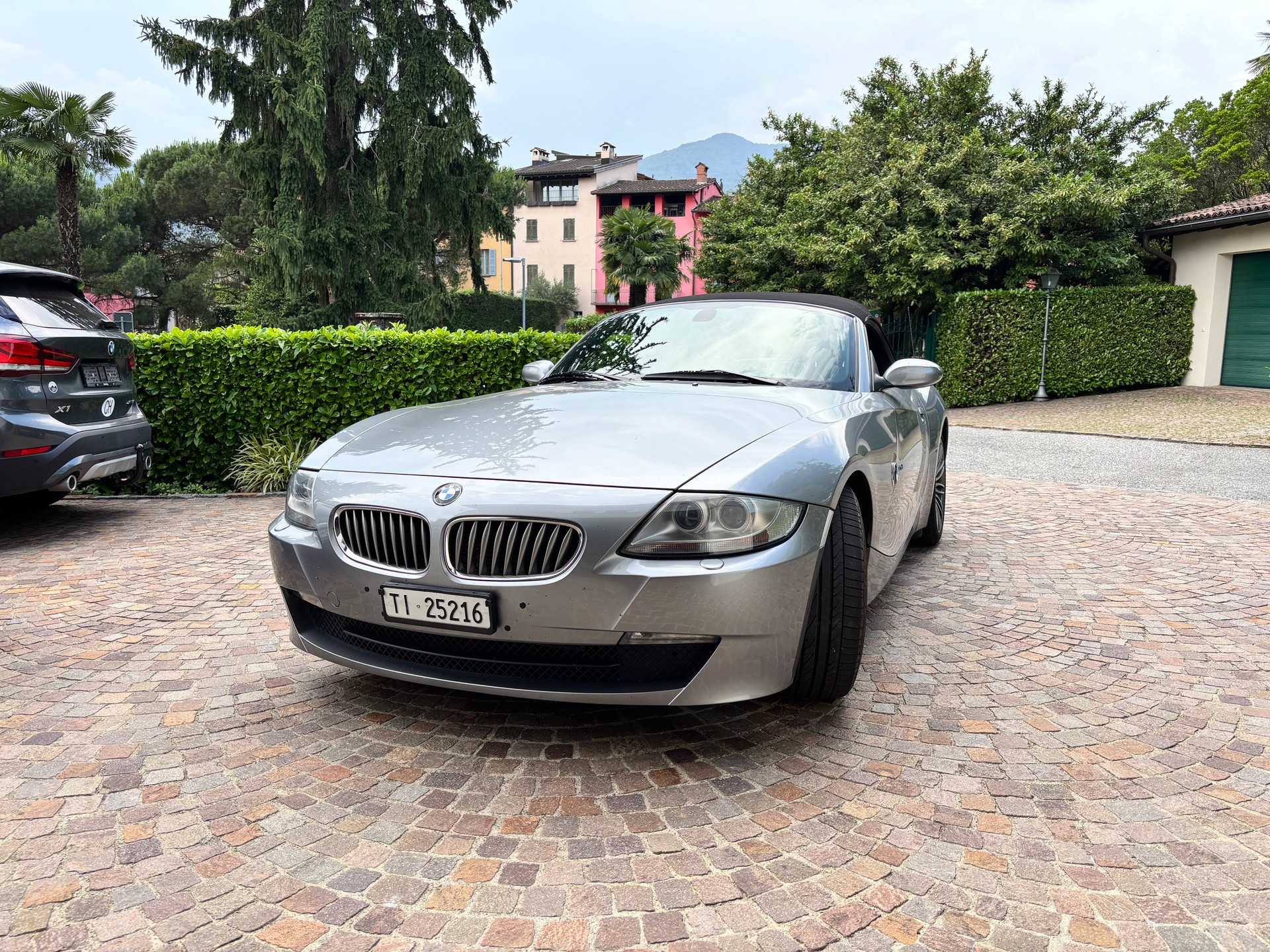 BMW 3.0si-image-1
