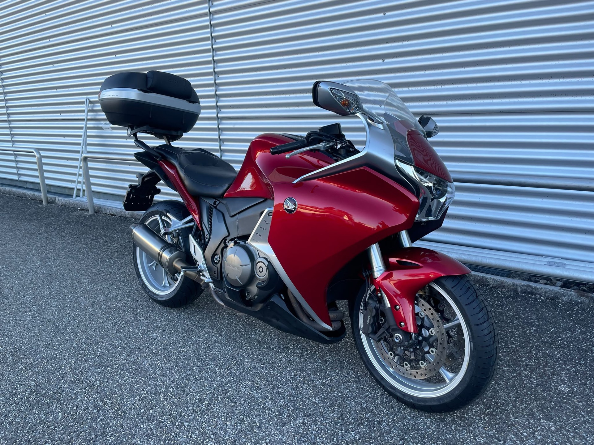 HONDA VFR 1200 FA-image-10