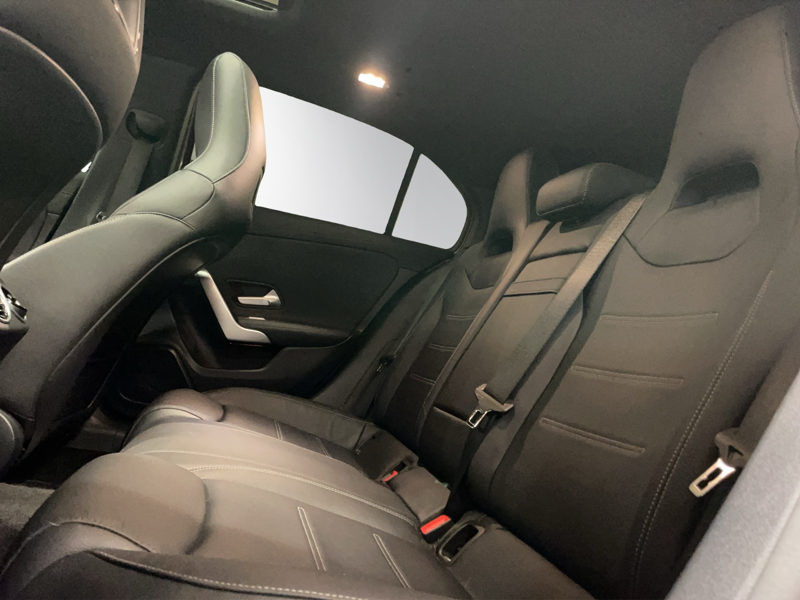 MERCEDES-BENZ A AMG 35 4Matic 8G-DCT-image-10