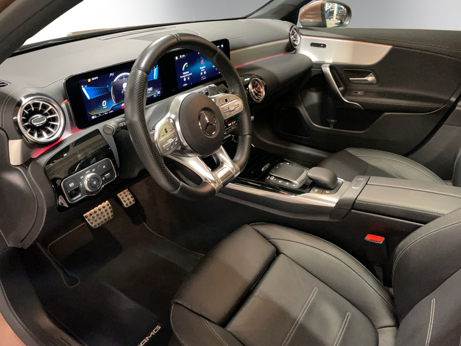 MERCEDES-BENZ A AMG 35 4Matic 8G-DCT-image-8