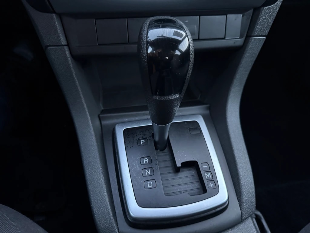 FORD Focus 1.6i Ghia Automatic-image-15