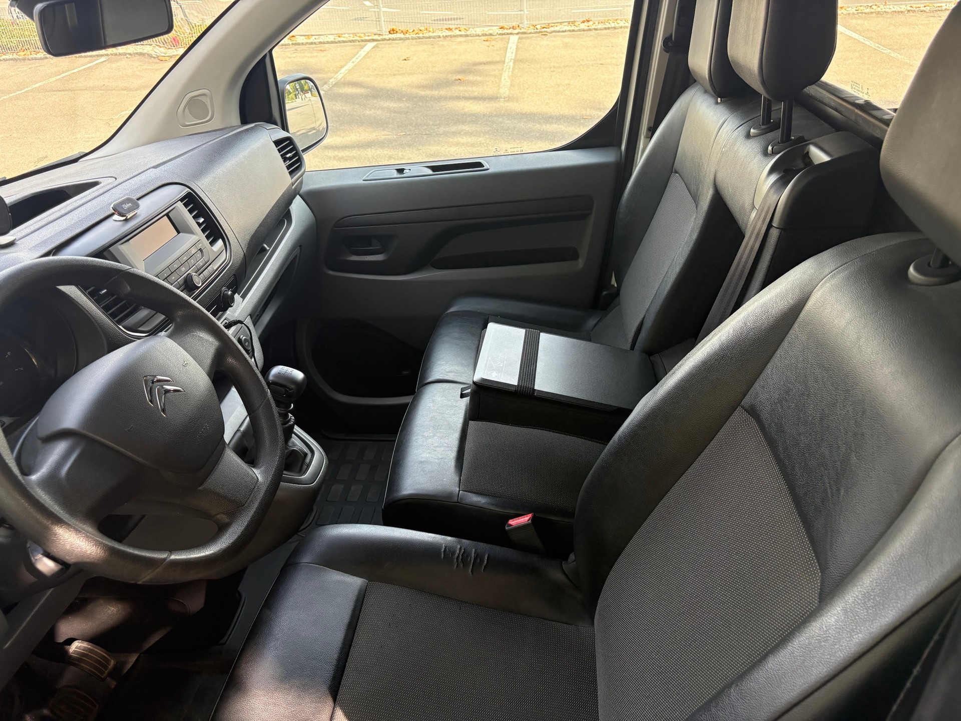 CITROEN 2.0 BlueHDi 150 Club S/S-image-4