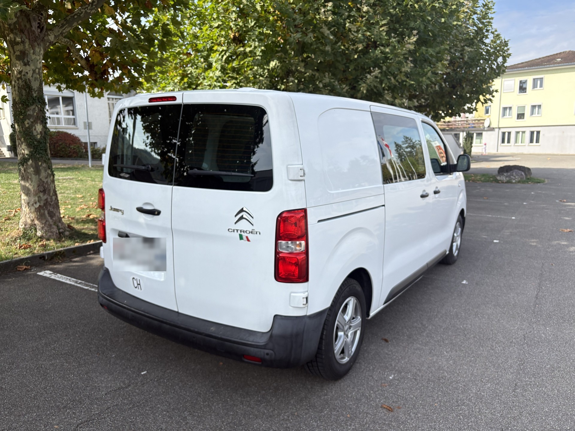 CITROEN 2.0 BlueHDi 150 Club S/S-image-3