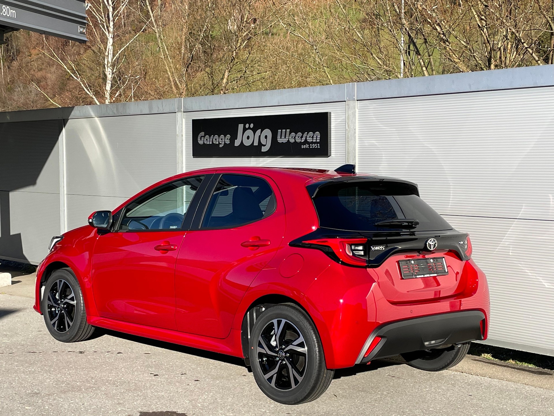 TOYOTA Yaris 1.5 VVT-i HSD Trend-image-3