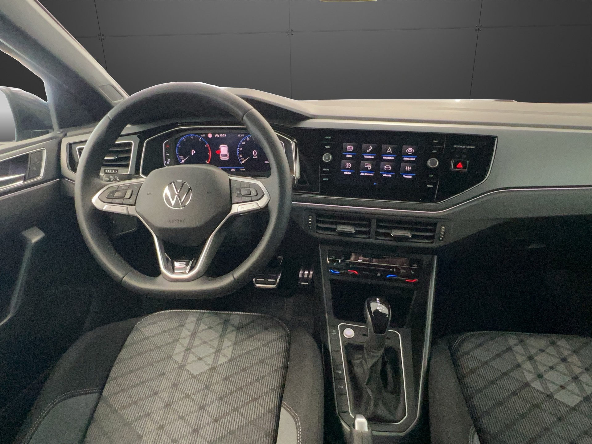 VW Polo 1.0 TSI R-Line DSG-image-9