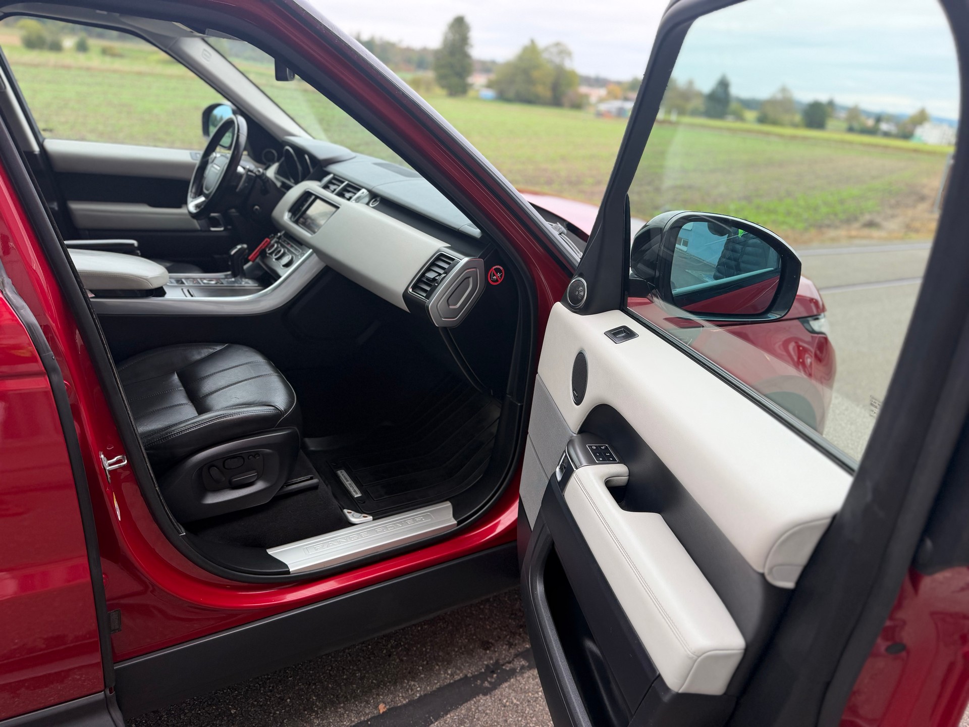 LAND ROVER Range Rover Sport 3.0 SDV6 Autobiogr. Dynamic Aut.-image-13