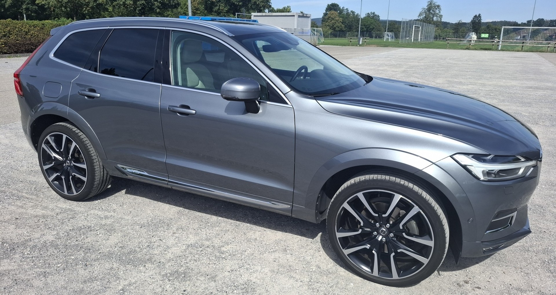 VOLVO 2.0 T5 Inscription AWD-image-1